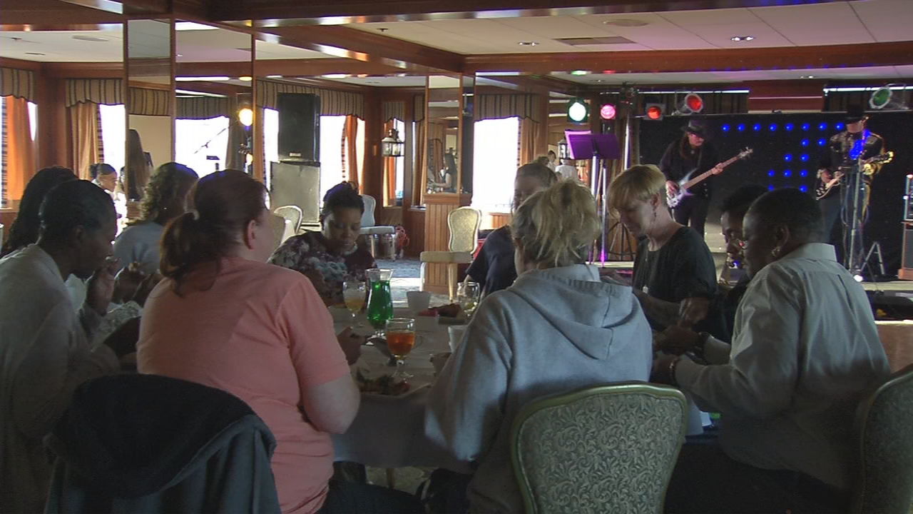 homeless veterans dinner